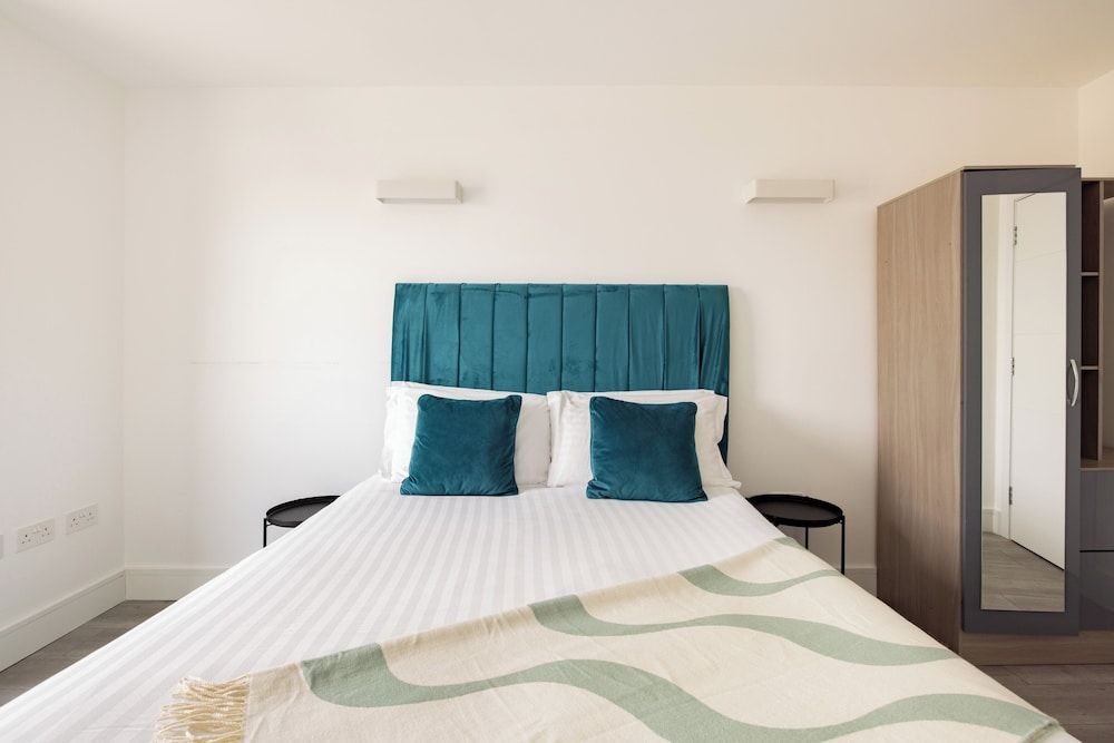 Superior Two Bedroom Apartment - Balcony