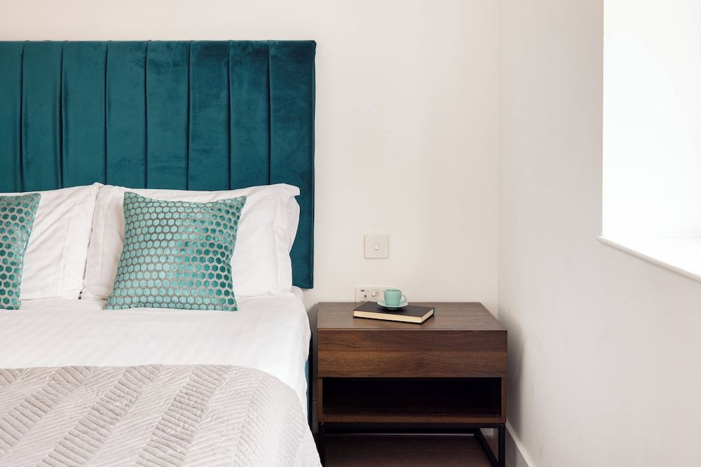 One Bedroom Apartment