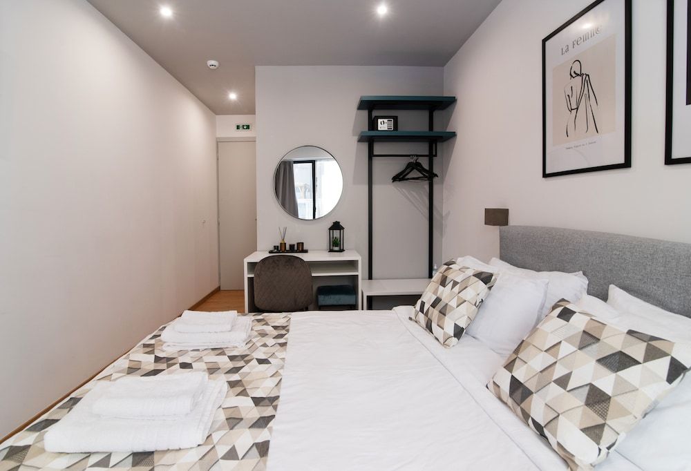 undefined Olvia Suites 10