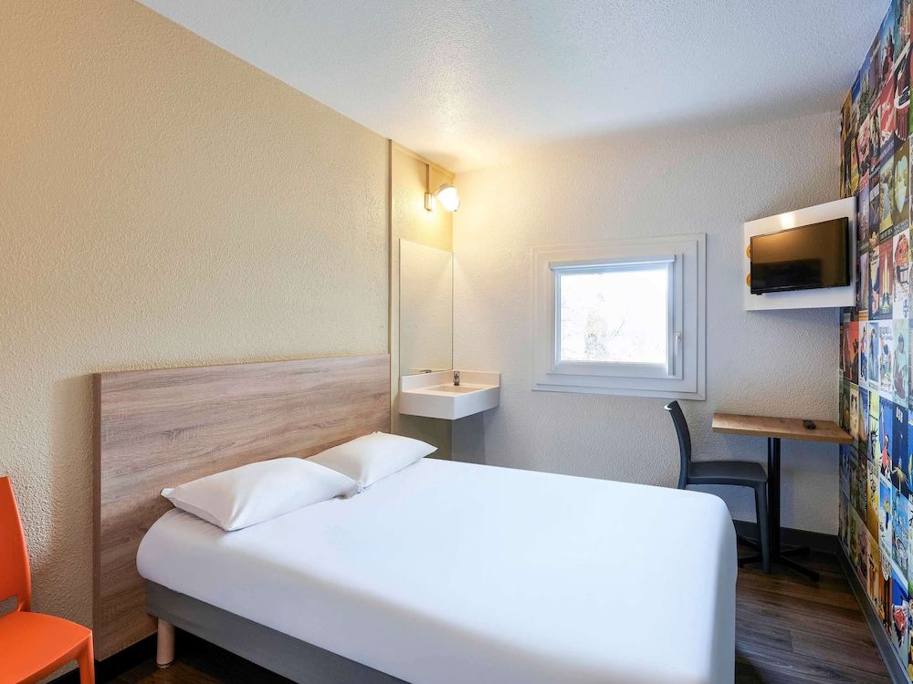 Room, 1 Double Bed (Tandem)