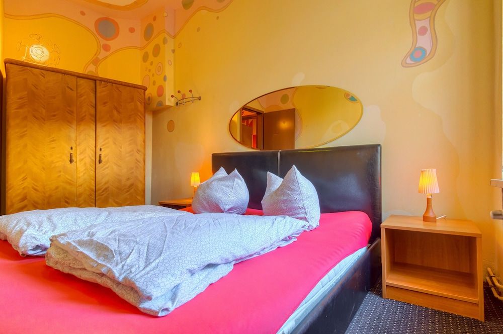 undefined Lollis Homestay - Hostel 10