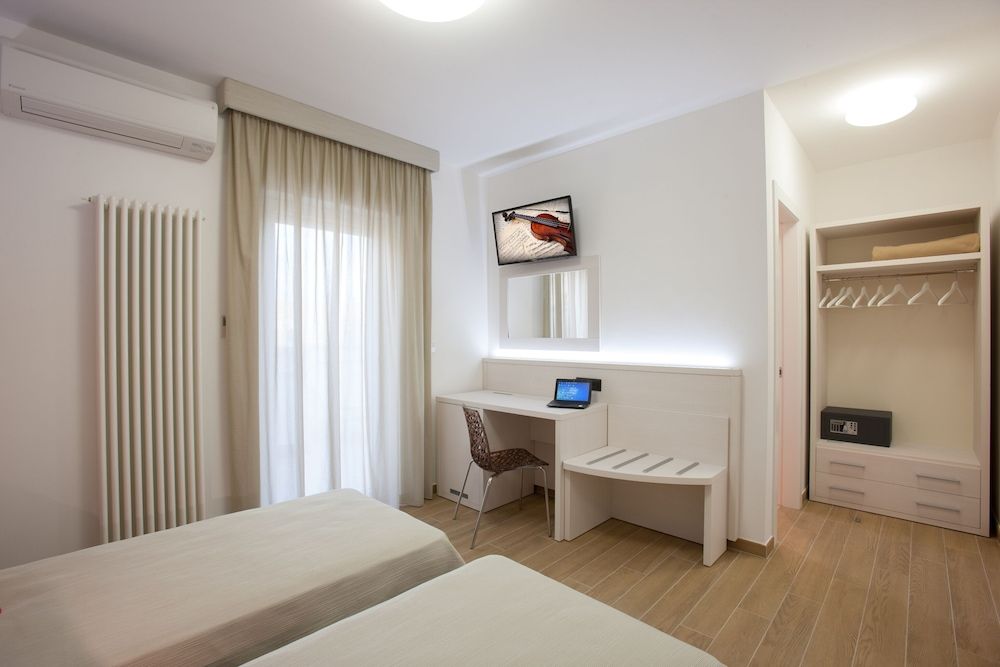 Double Room, Balcony