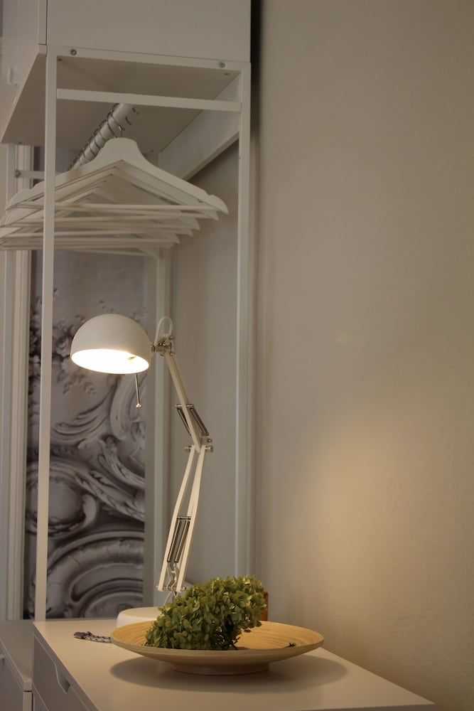 GrazRentals white flat royal and comfy incl. free parking 9