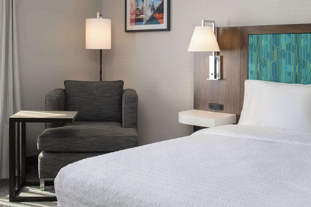 One King Bed, Non-Smoking