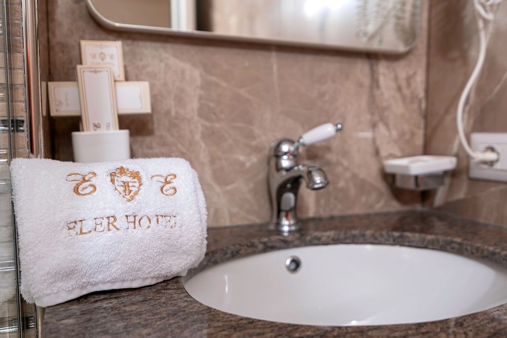 Eler Hotel Luxury Twin Room 13