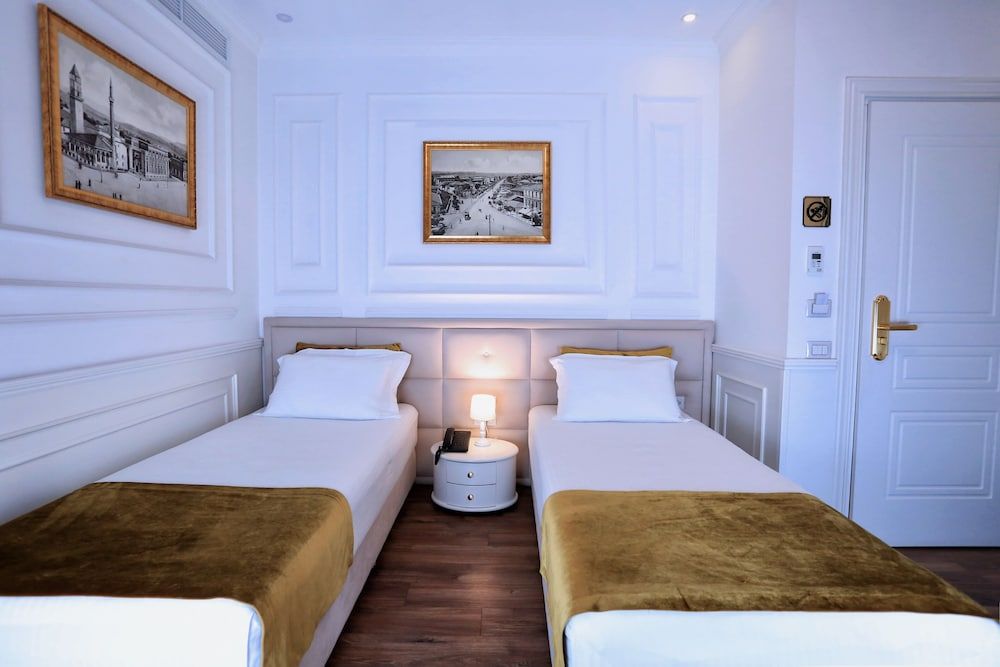 Eler Hotel Luxury Twin Room 6