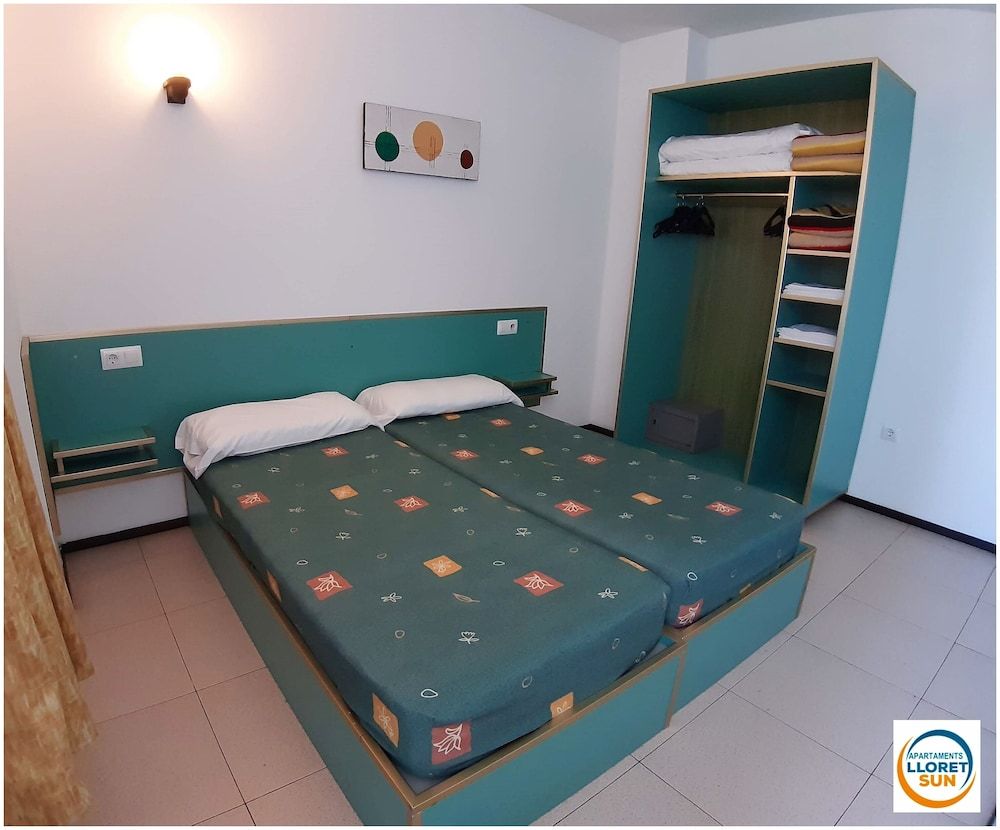 Apartaments Lloret Sun Basic Apartment, 1 Bedroom, Balcony 2