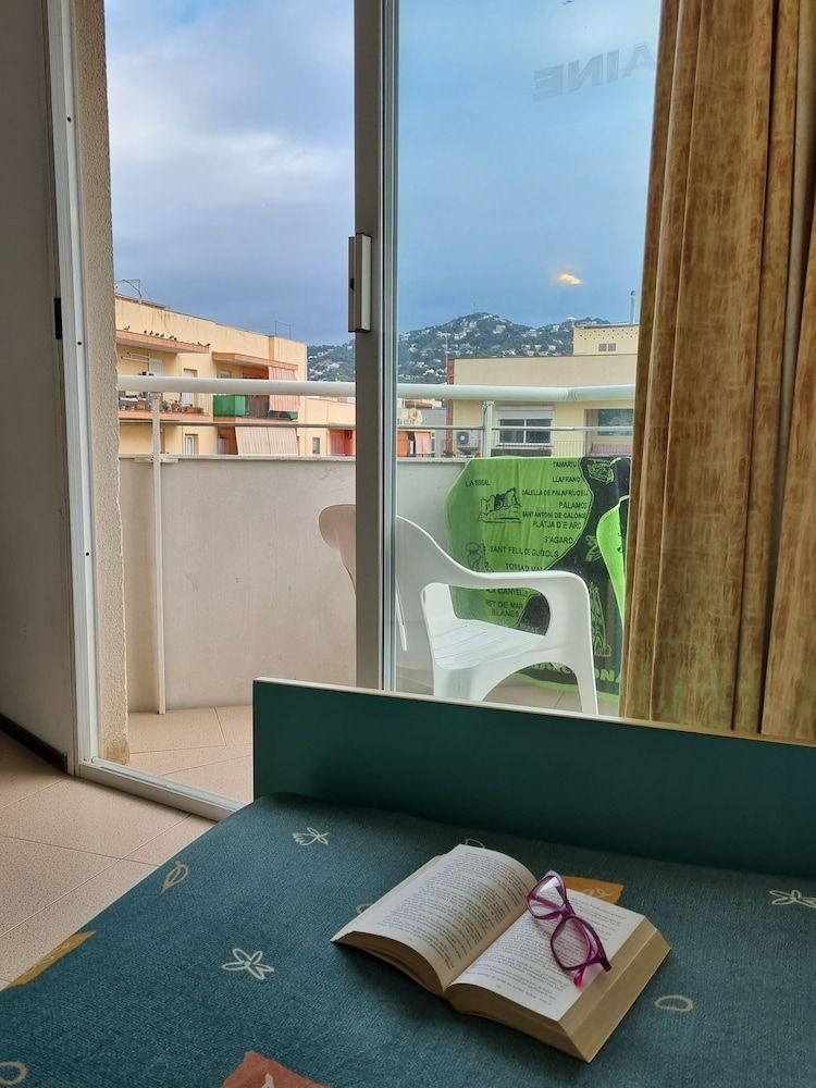 Apartaments Lloret Sun Basic Apartment, 1 Bedroom, Balcony 3