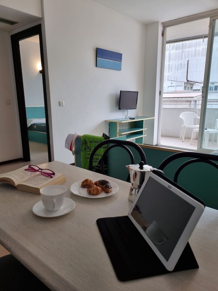 Apartaments Lloret Sun Basic Apartment, 1 Bedroom, Balcony 6