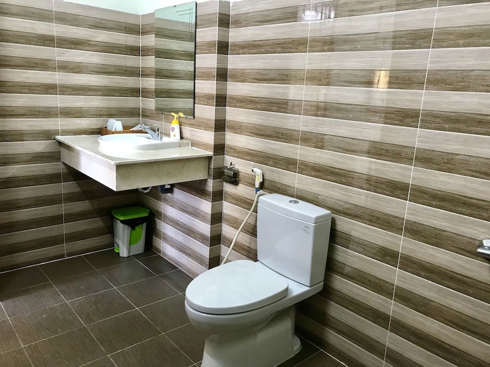 Canary Bungalow Standard Triple Room, Garden View 14