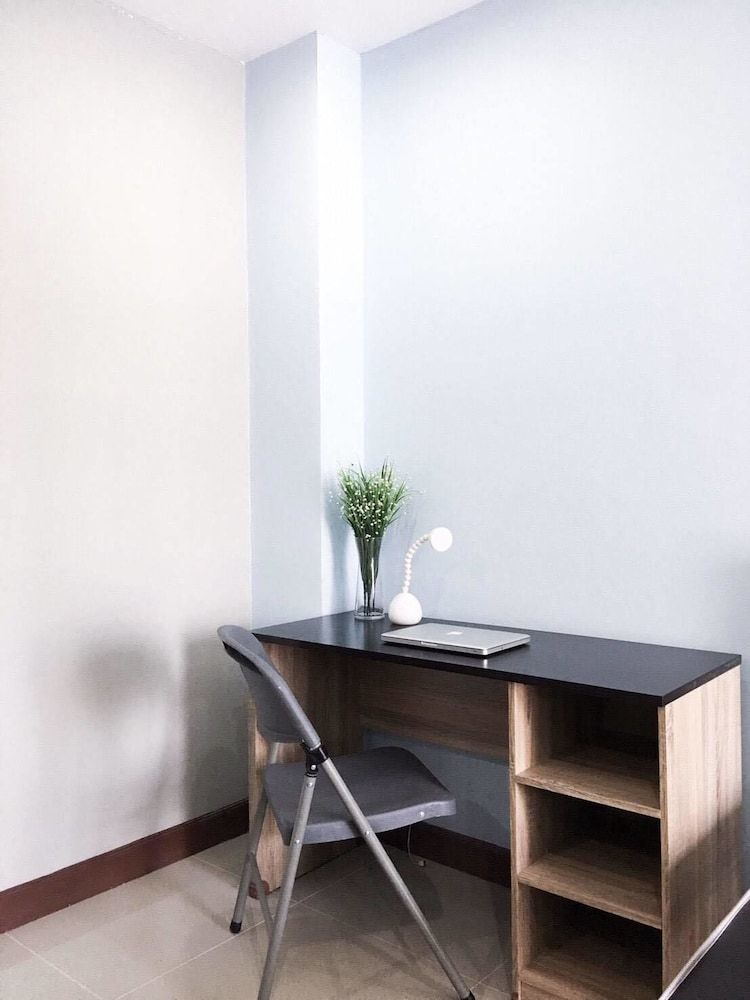 The Rich Ratchapruek Hotel & Residence Standard Room 4