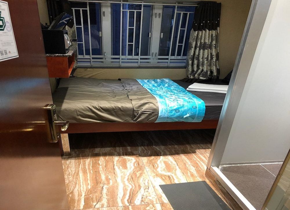 Rich Hostel Standard Double Room 11