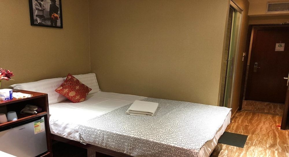 Rich Hostel Standard Double Room 19