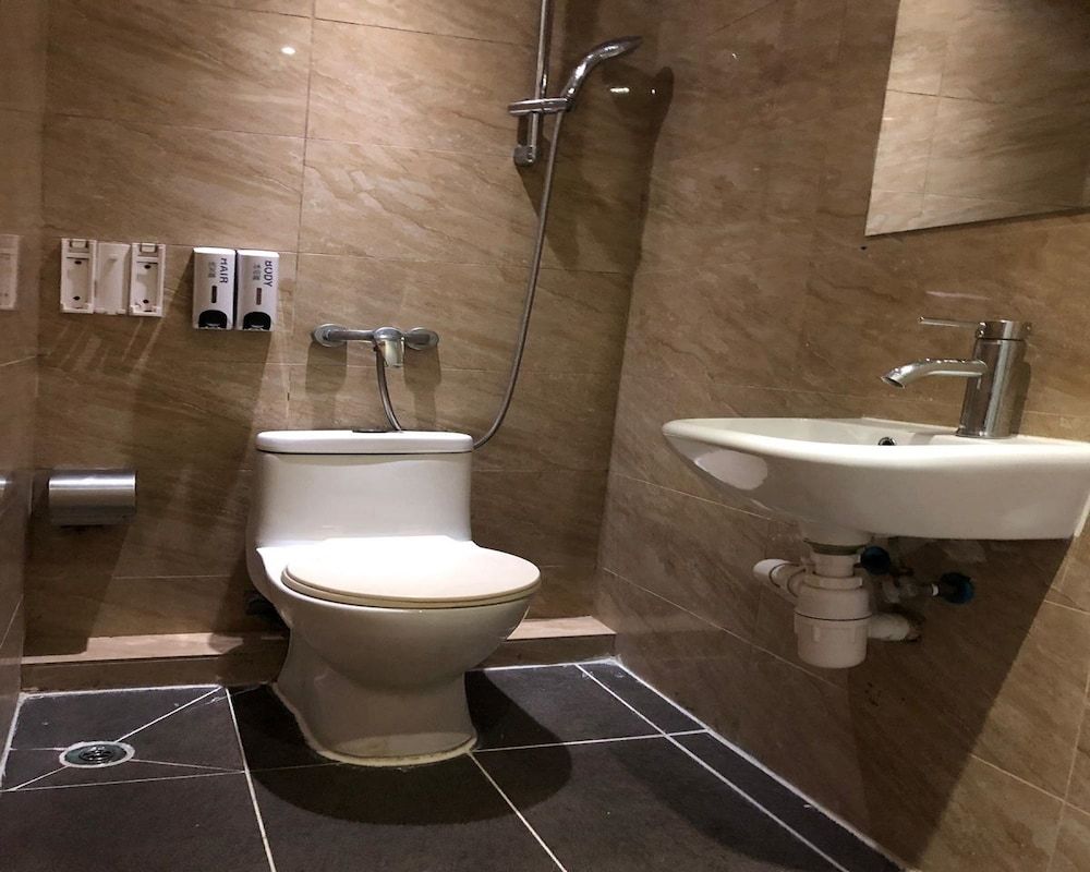 Rich Hostel Standard Double Room 38