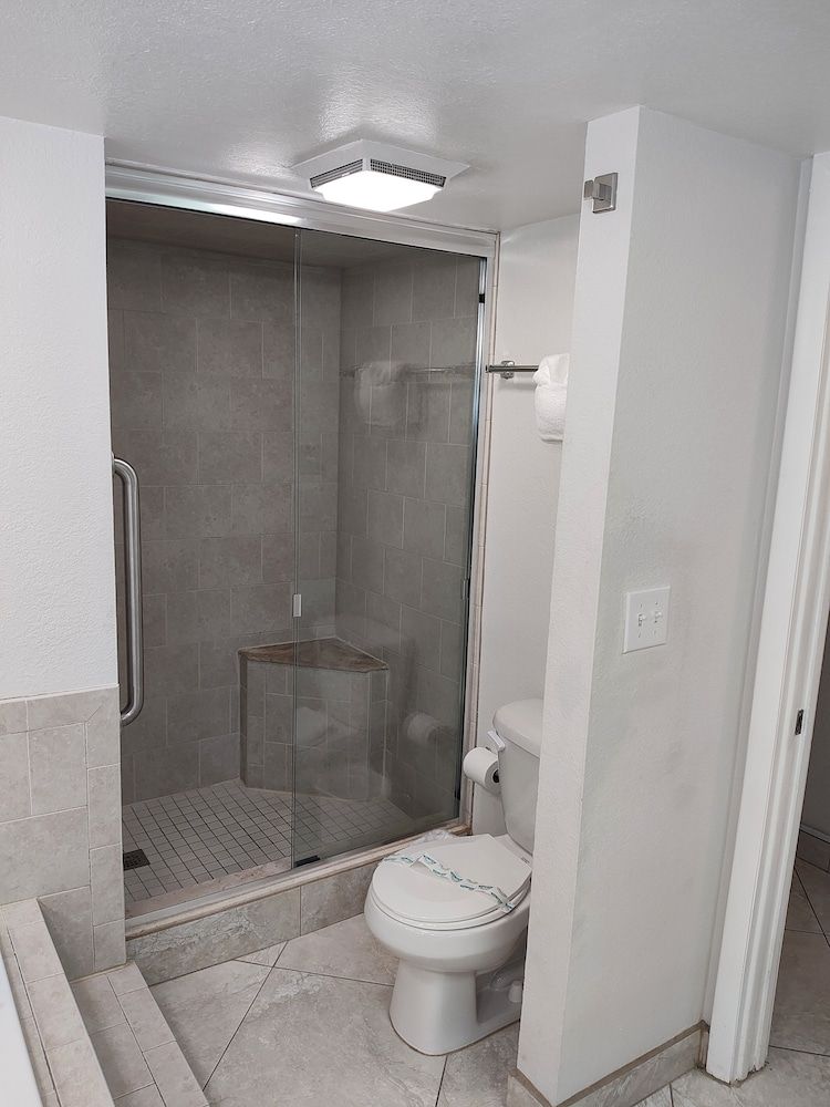 Lifetime of Vacations Resort Standard Condo 4