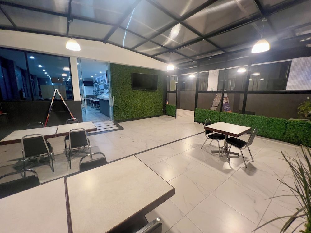 undefined Hotel Aquario CDMX - Central del Norte 5