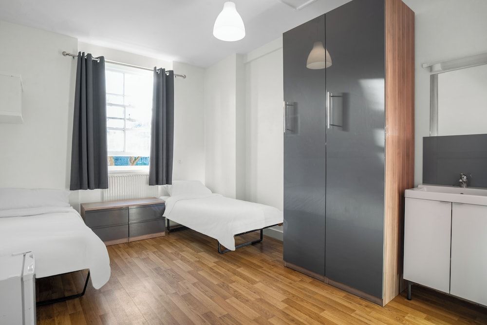 Bowden Court - Hostel Standard Twin Room 5