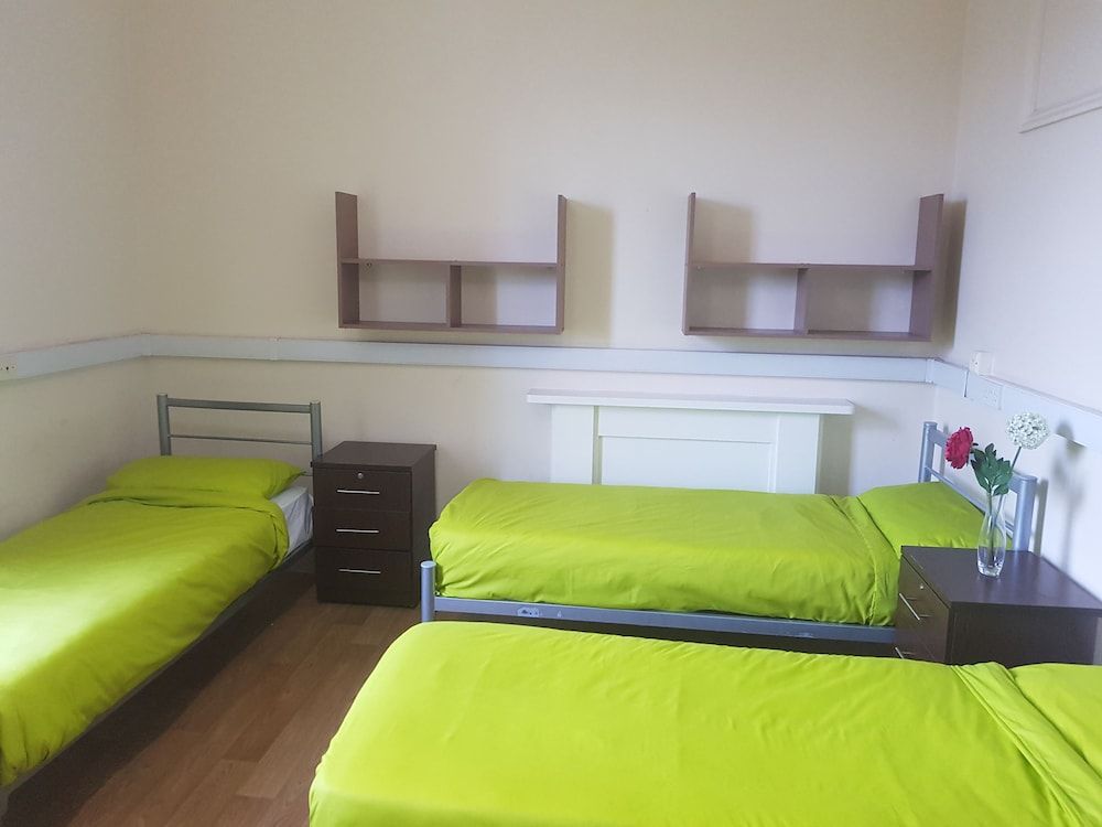 undefined Bowden Court - Hostel 7