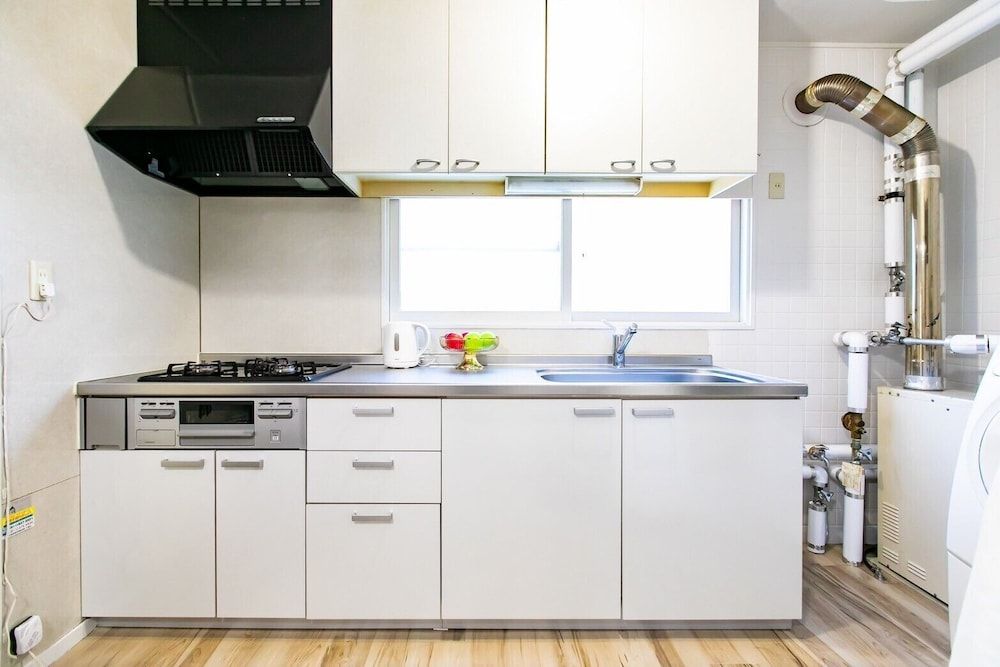 undefined The Sunlight 6