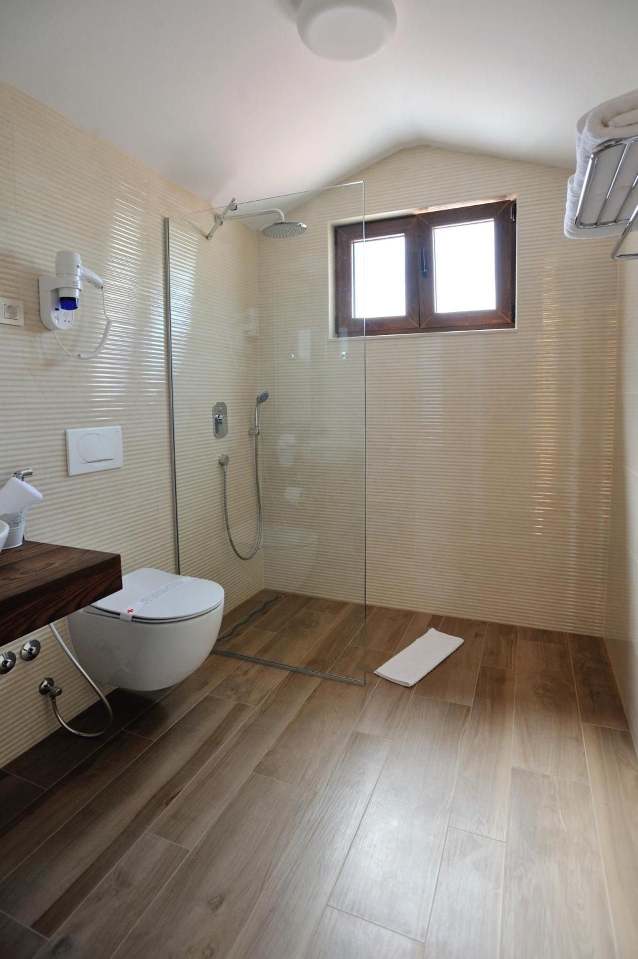 Villa Divani Economy Double or Twin Room 3