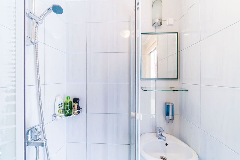 Rooms Katja & Lara Twin Room (Rooms Katja & Lara - Twin Room) 8