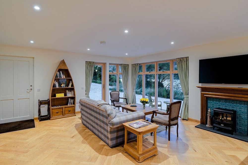 Black Sheep Hotels Cabins Pine Tree Cabin 7