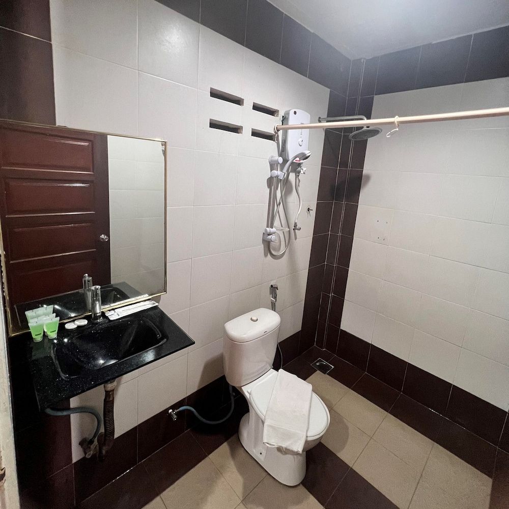 Langkapuri Resort Langkawi Standard Double Room 3