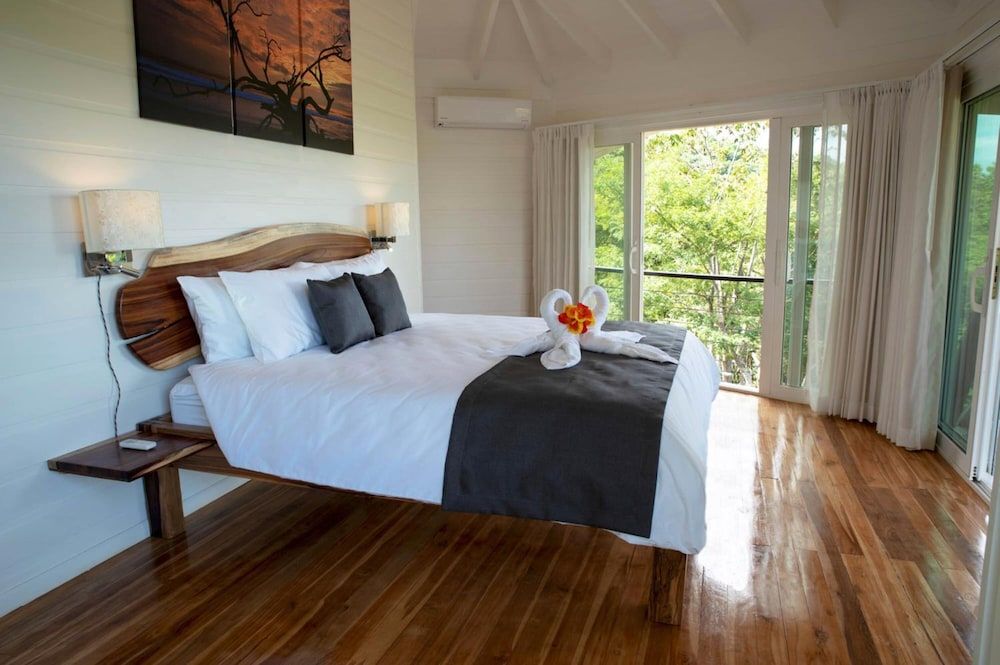Mikado Natural Lodge Deluxe Bungalow, 1 King Bed, Terrace, Ocean View 2