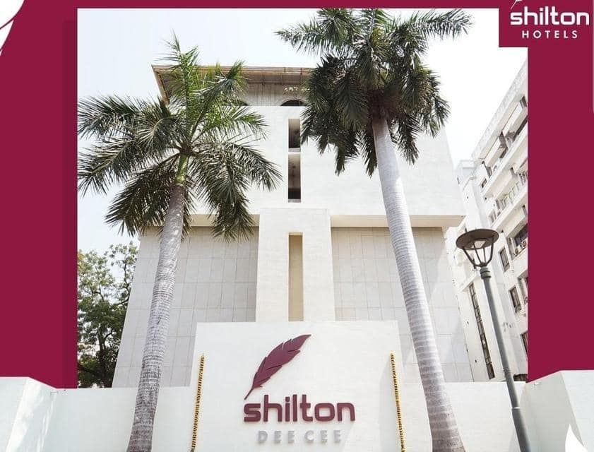 undefined Hotel Dee Cee Manor 6