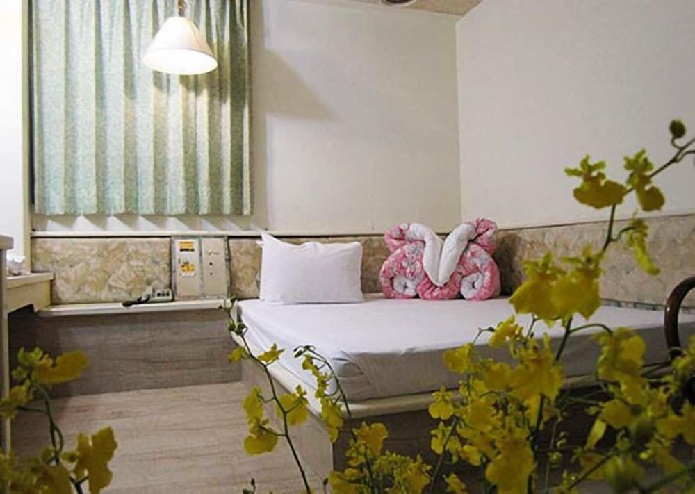 Dahua Hotel Double Room 4