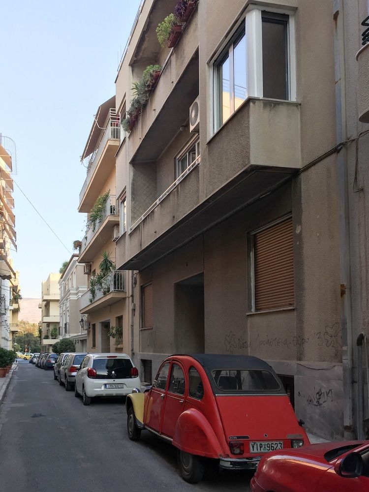 undefined UPSTREET Chic and Cosy Flat in Plaka 2