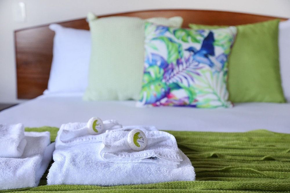 Maleny Terrace Cottages Penthouse, 2 Bedrooms, Mountain View