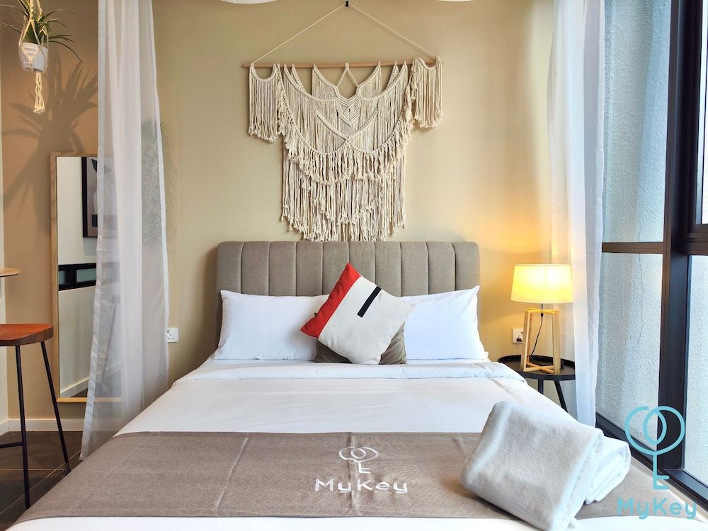 Scarletz Suites KLCC by Mykey Scarletz Studio with Bathtub 8