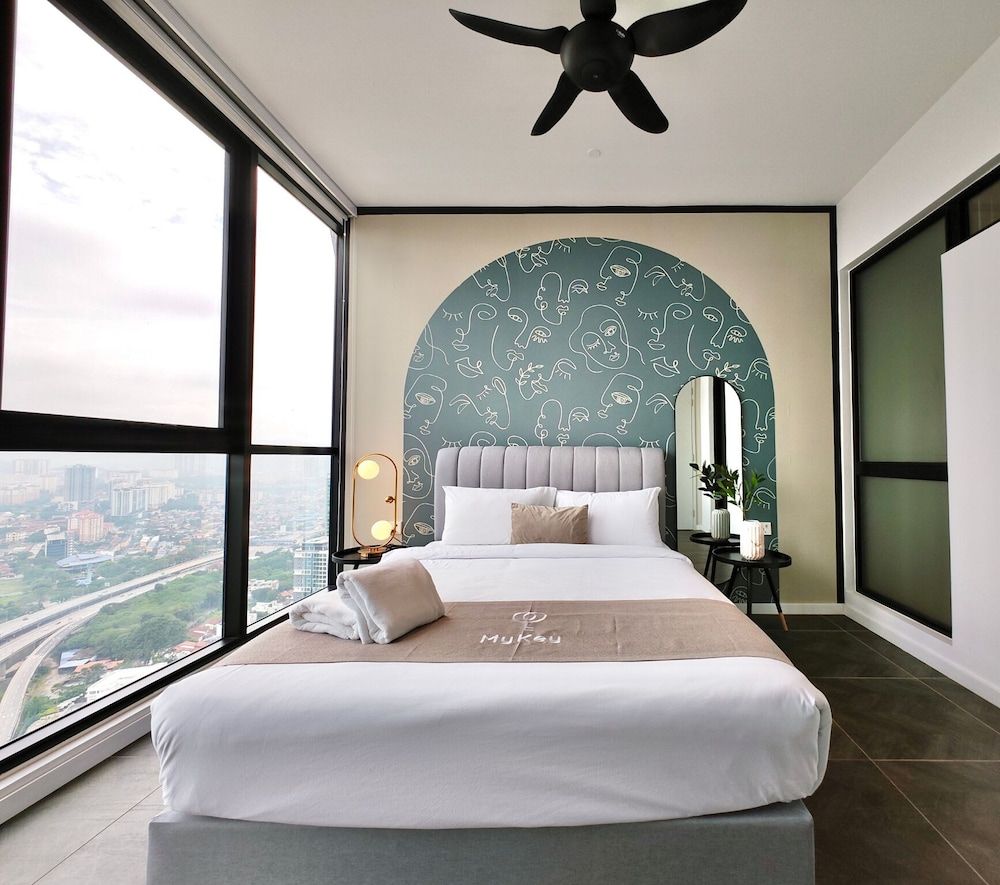 Premium Suites