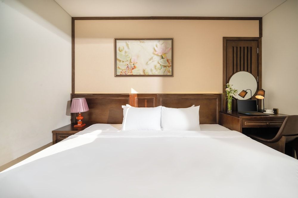 undefined Golden Lotus Hotel Da Nang 10
