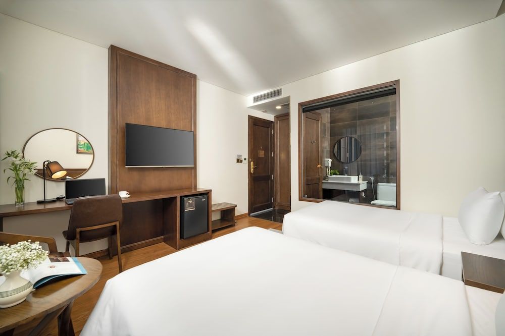 undefined Golden Lotus Hotel Da Nang 4