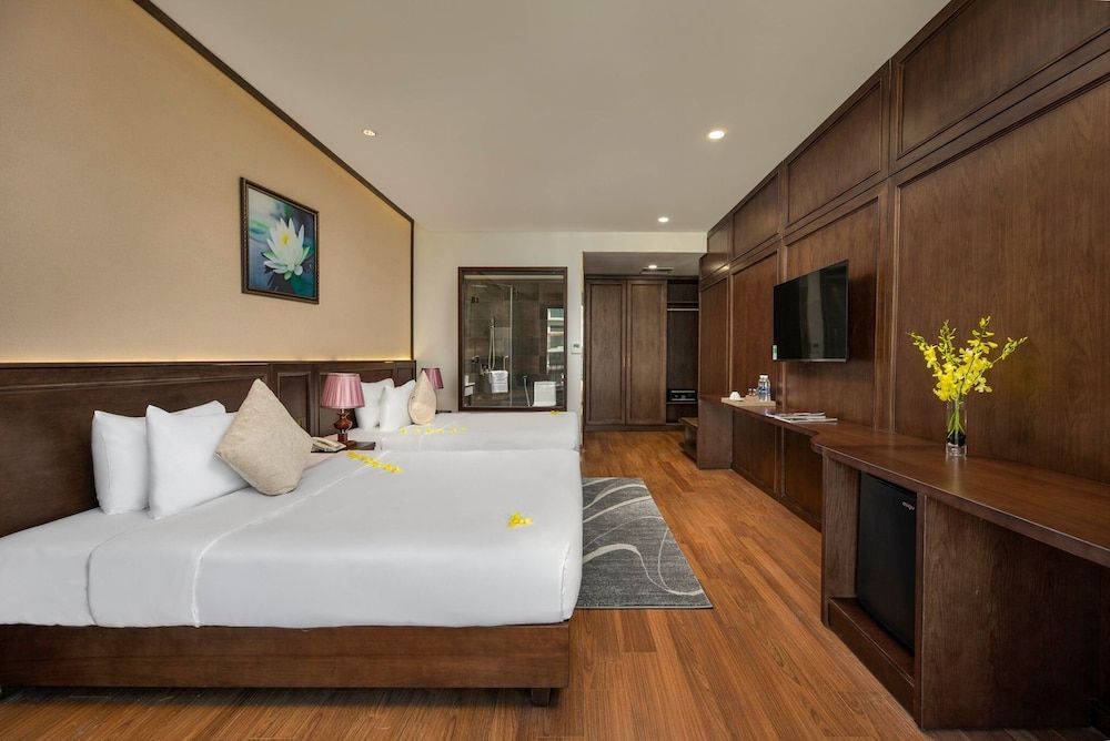 Family Room with Sea View and Balcony - Enjoy One Free Meal for Every 2-night Stay