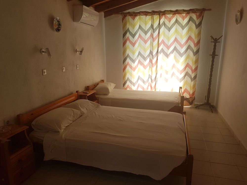 Room, Garden View, Garden Area
