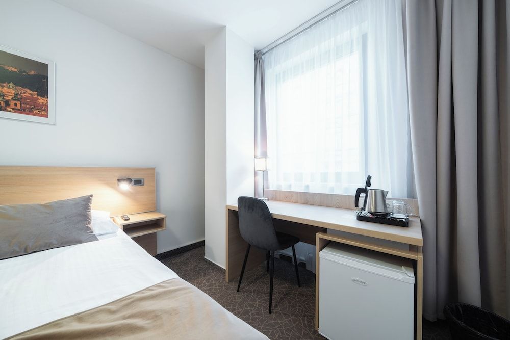 Hotel Ehrlich Prague Standard Double or Twin Room 4
