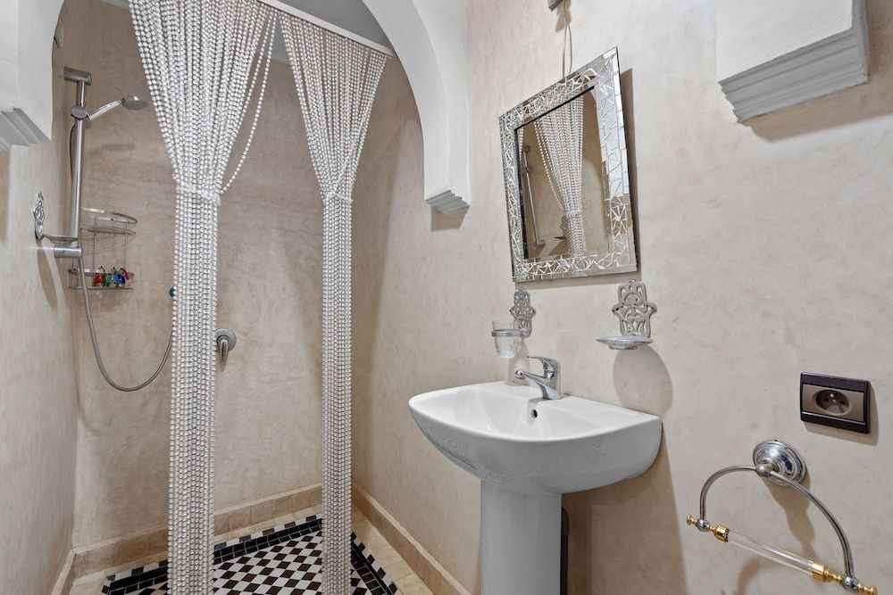 Riad Marwa Deluxe Double or Twin Room, 1 King Bed, Non Smoking 17