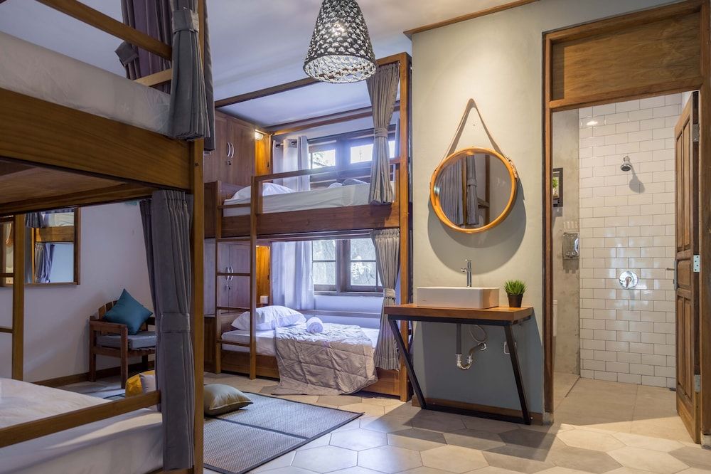 Interconnection Hostel City Quadruple Room 5