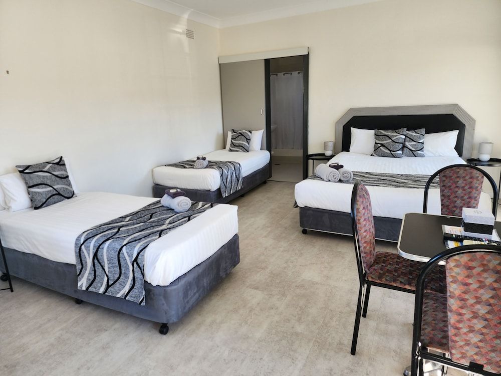 Family Room, Non Smoking, Kitchen (Queen Room / Family Room)