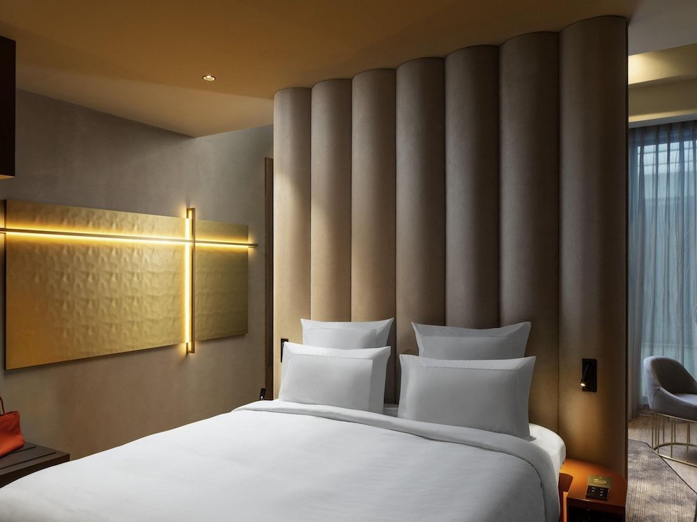 Deluxe Suite, 1 King Bed