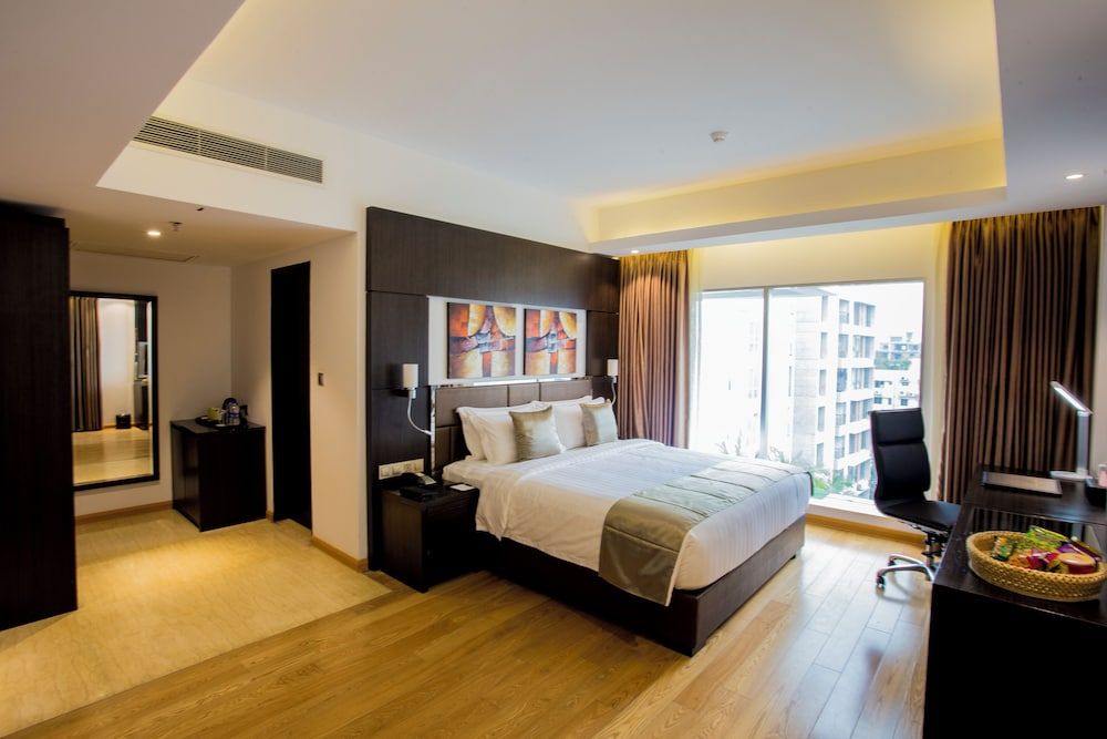 Golden Tulip The Grandmark Dhaka Superior Double Room 6