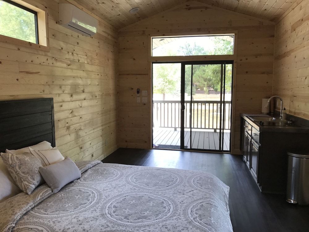 Mandala Springs Wellness Retreat Center Mountain Retreat Cottage - C6 5