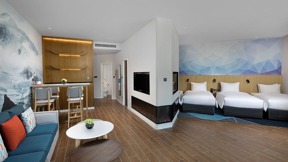 Junior Suite, 3 Twin Beds