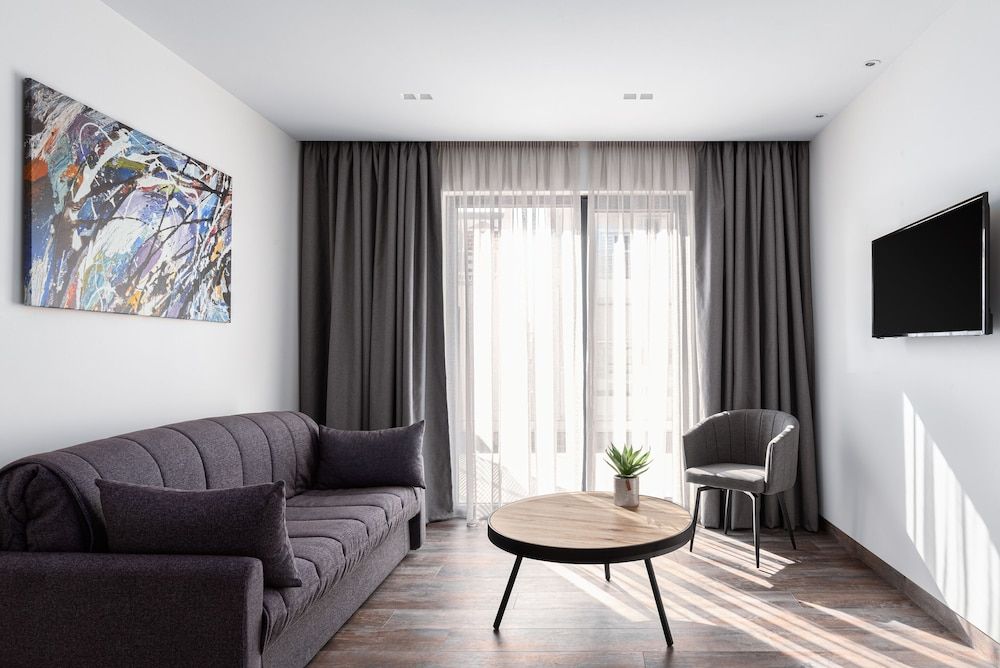 Athenian Spirit Deluxe Room, 1 Queen Bed with Sofa bed 10