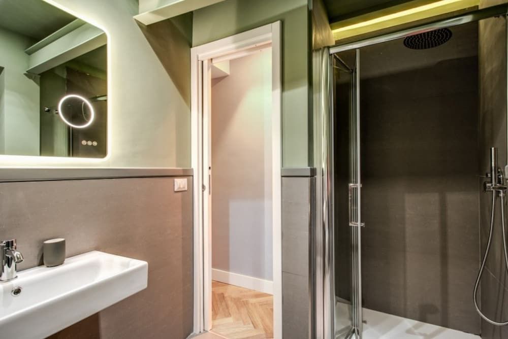 Trevi Fountain Superior 3 bdr apartment Apartment, 3 Bedrooms 36