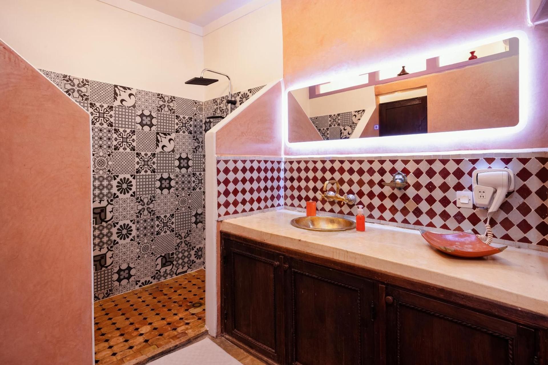 undefined Riad Sidi Mimoune 9