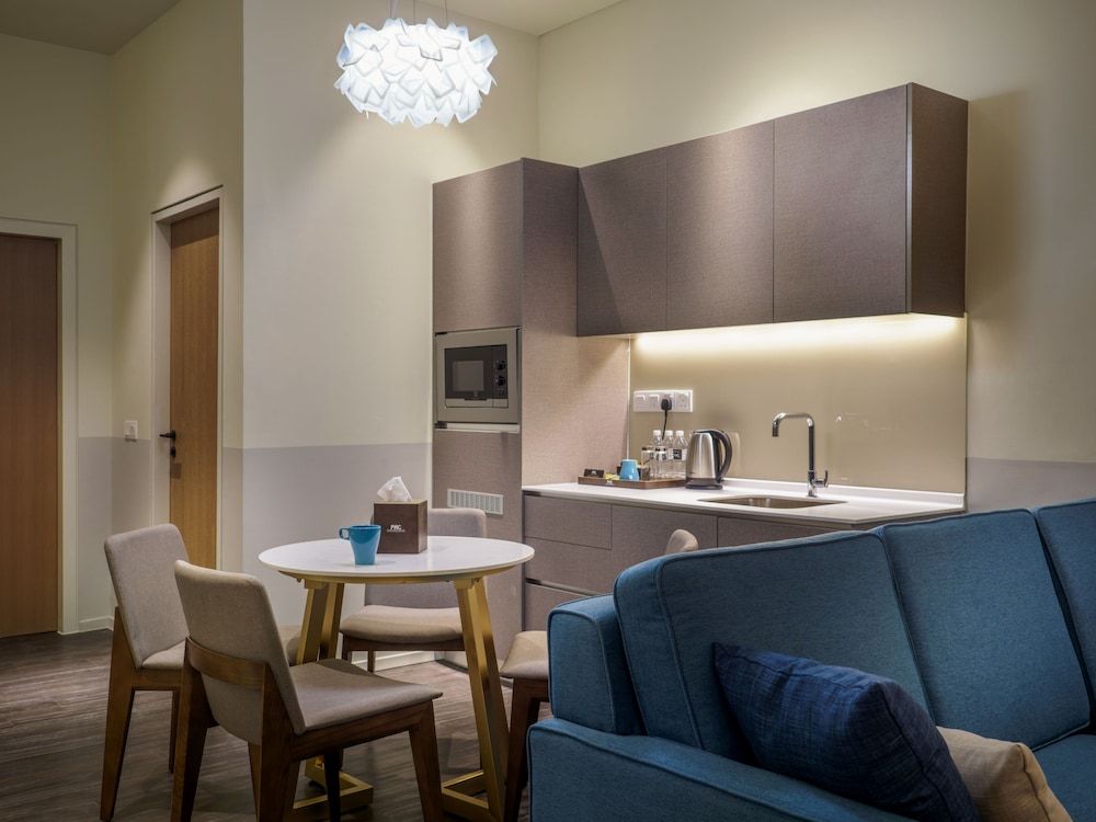 Bahari Parade Hotel Managed By The Ascott Limited Apartment, 2 Bedrooms 6